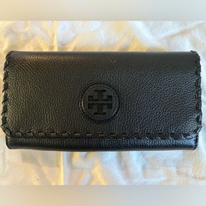 Tory Burch leather wallet black